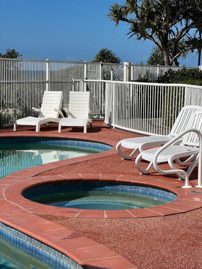 Regency On The Beach Gold Coast Exterior photo