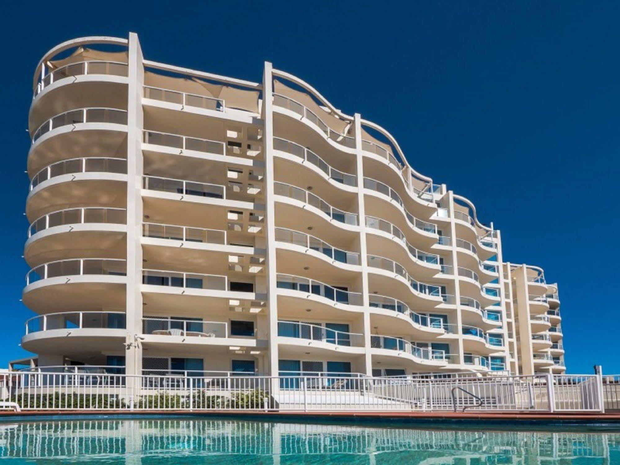 Regency On The Beach Gold Coast Exterior photo