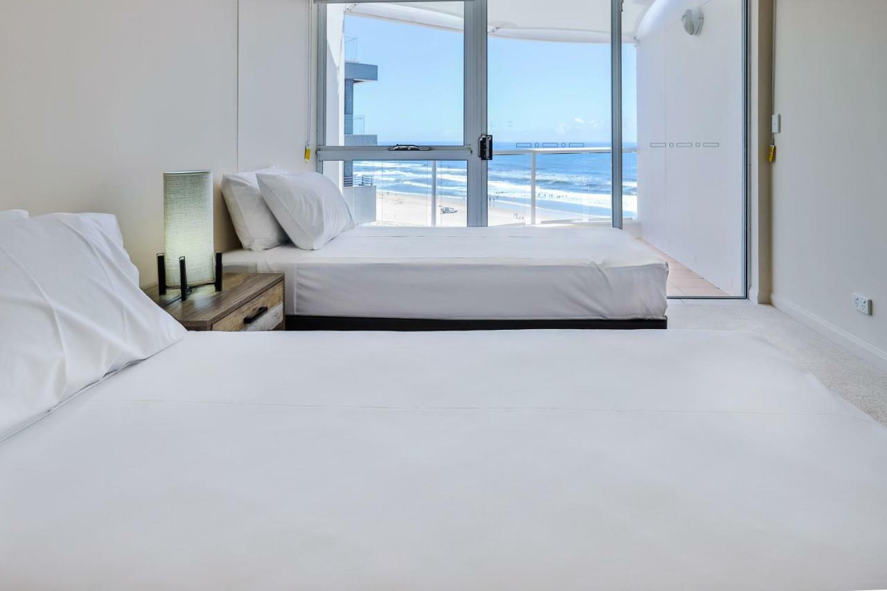 Regency On The Beach Gold Coast Exterior photo